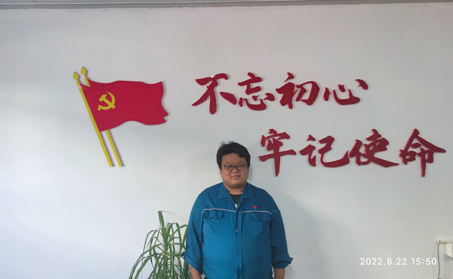 2022年度尊龙凯时人生就是搏!登录医药优异科技斗争者——张 强