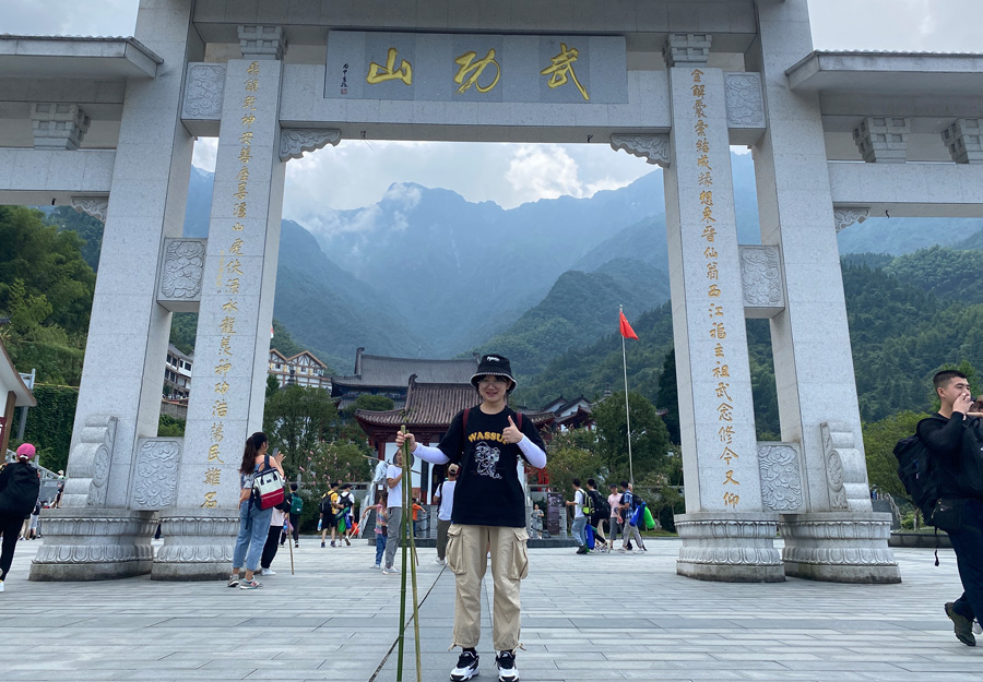 2022年度尊龙凯时人生就是搏!登录医药优异科技斗争者——王李洪