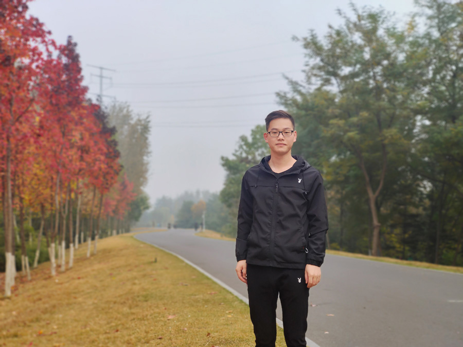 2022年度尊龙凯时人生就是搏!登录医药优异科技斗争者——张潇潇